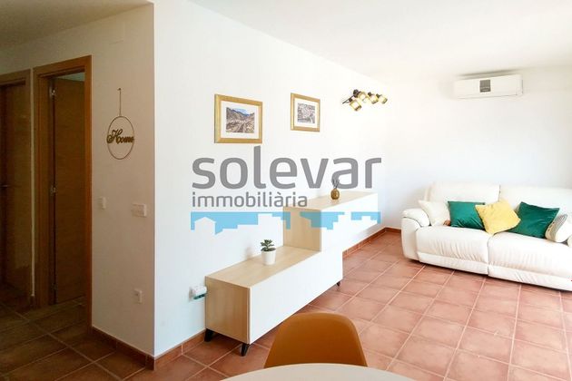 Foto 2 de Pis en lloguer a Baix Pallars de 2 habitacions amb balcó i calefacció