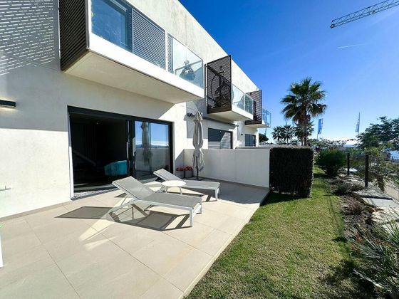 Foto 1 de Casa en venta en Chullera de 3 habitaciones con terraza y piscina