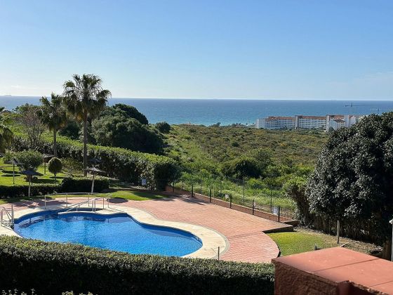 Foto 2 de Pis en venda a Alcorrín de 3 habitacions amb terrassa i piscina