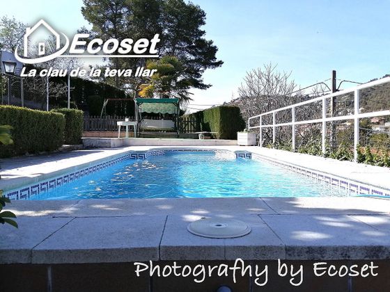 Foto 1 de Xalet en venda a Vallirana de 4 habitacions amb terrassa i piscina