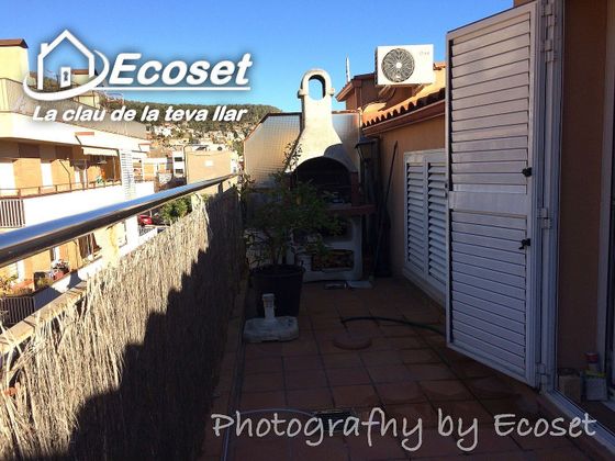 Foto 1 de Dúplex en venda a Vallirana de 3 habitacions amb terrassa i garatge