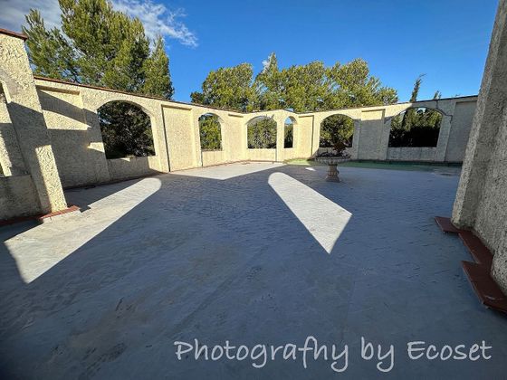 Foto 2 de Chalet en venta en Vallirana de 7 habitaciones con terraza y jardín