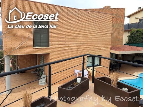 Foto 1 de Xalet en venda a Cervelló de 3 habitacions amb terrassa i piscina