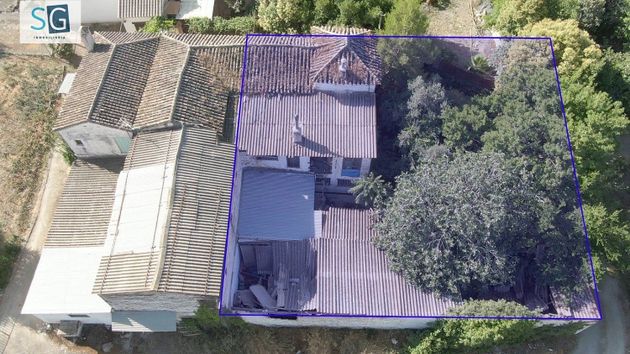 Foto 1 de Casa rural en venda a calle Virgen Blanca de 3 habitacions amb terrassa i jardí