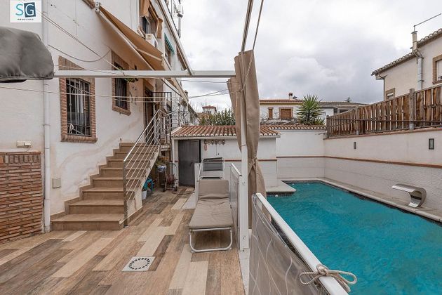 Foto 2 de Xalet en venda a Pulianas de 4 habitacions amb piscina i balcó