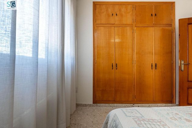 Foto 2 de Xalet en venda a Santa Fe de 6 habitacions amb terrassa i garatge