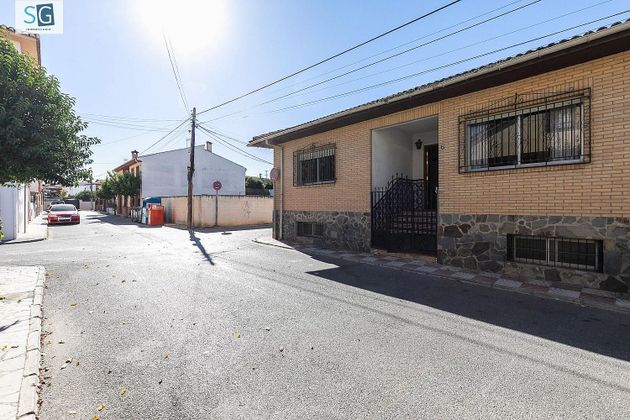 Foto 1 de Casa en venda a Residencial Triana - Barrio Alto de 4 habitacions amb terrassa