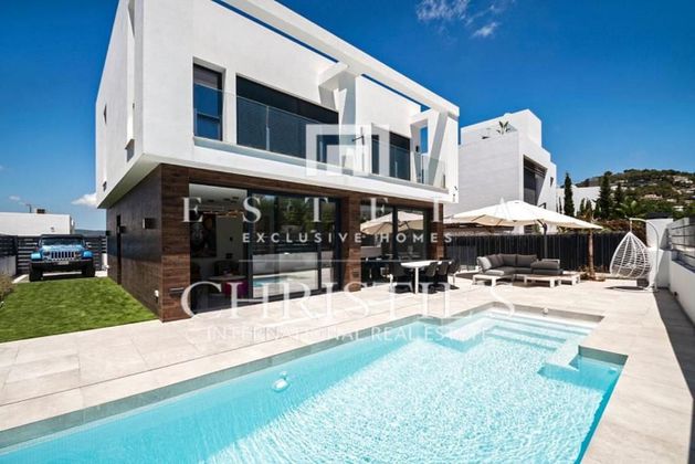 Foto 2 de Xalet en venda a Marina Botafoc - Platja de Talamanca de 6 habitacions amb terrassa i piscina