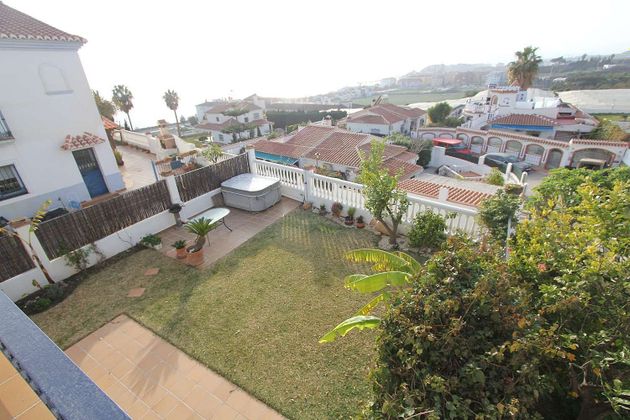 Foto 1 de Casa en venta en Algarrobo-Costa de 3 habitaciones con terraza y piscina