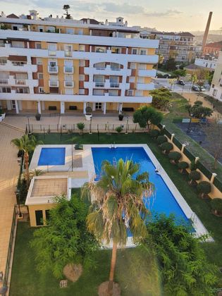Foto 2 de Àtic en venda a Paseo Marítimo de Levante de 1 habitació amb terrassa i piscina