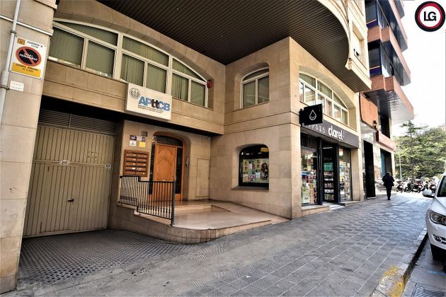 Foto 1 de Oficina en venda a calle Pallars de 120 m²
