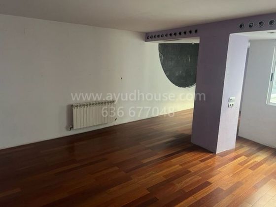 Foto 2 de Ático en venta en Alfonso de 3 habitaciones con balcón y calefacción