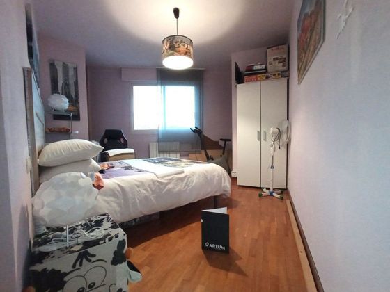 Foto 2 de Dúplex en venda a Lardero de 3 habitacions amb terrassa i garatge