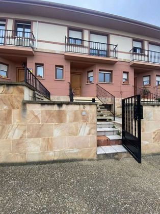 Foto 2 de Casa en venda a Samaniego de 3 habitacions amb terrassa i aire acondicionat