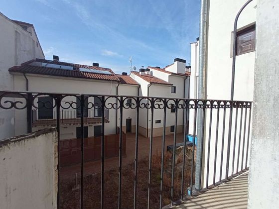 Foto 1 de Piso en venta en Casco Antiguo de 3 habitaciones con terraza y balcón