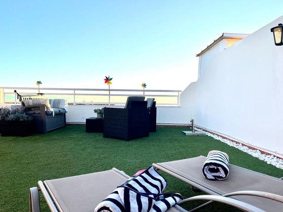 Foto 2 de Ático en venta en calle Del Fonoll de 2 habitaciones con terraza y piscina