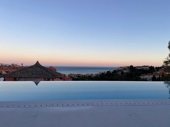 Foto 1 de Xalet en venda a Torreblanca del Sol de 4 habitacions amb terrassa i piscina