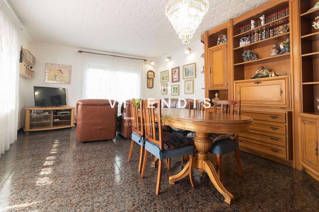 Foto 2 de Xalet en venda a Castellví de Rosanes de 6 habitacions amb terrassa i piscina