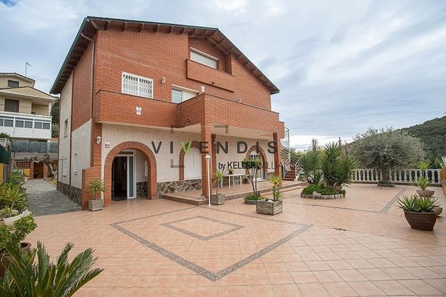 Foto 2 de Xalet en venda a Castellví de Rosanes de 8 habitacions amb terrassa i piscina