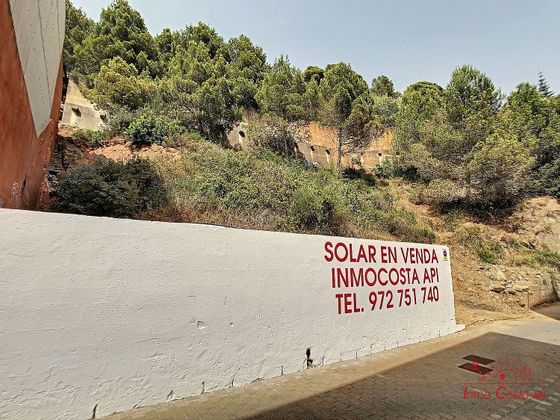 Foto 1 de Venta de terreno en calle De Les Illes de 300 m²