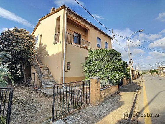 Foto 2 de Casa en venta en calle Del Pedró de 3 habitaciones con terraza y garaje