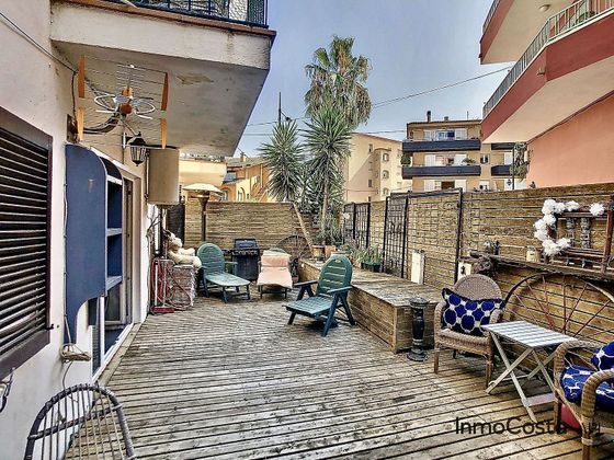Foto 2 de Pis en venda a avenida De Grècia de 2 habitacions amb terrassa i jardí