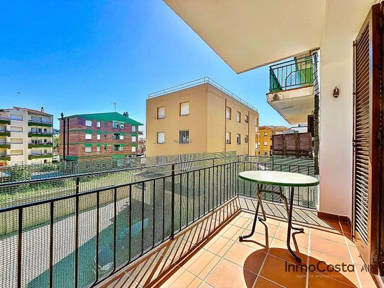 Foto 1 de Pis en venda a avenida De Grècia de 2 habitacions amb terrassa i balcó
