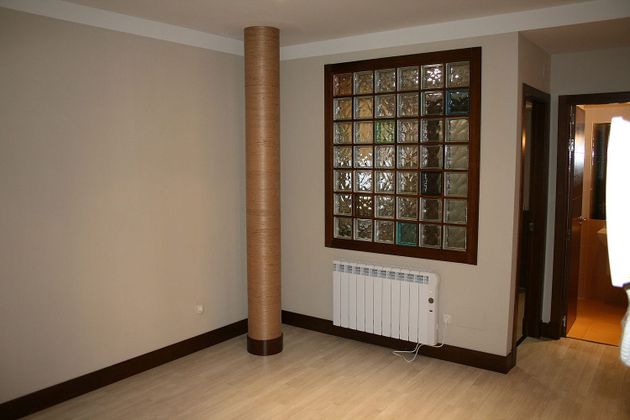 Foto 2 de Dúplex en venda a Centro - Casco Histórico de 1 habitació amb balcó i calefacció
