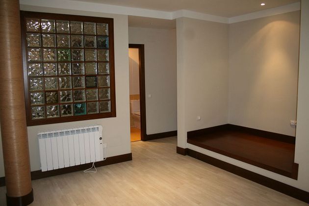 Foto 1 de Dúplex en venda a Centro - Casco Histórico de 1 habitació amb balcó i calefacció