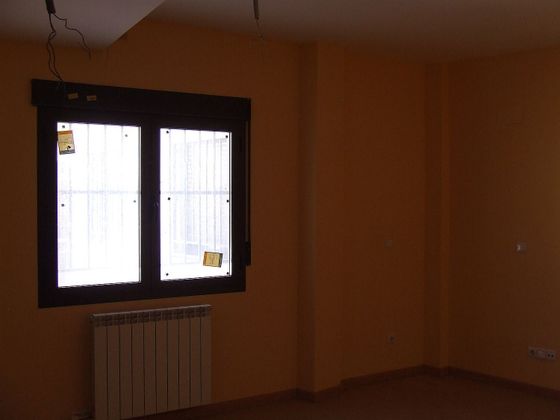 Foto 2 de Pis en venda a Puerta de Murcia - Colegios de 1 habitació amb garatge i balcó