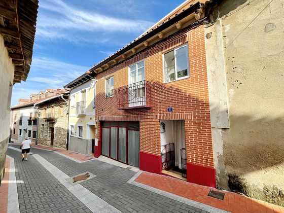 Foto 1 de Venta de casa en Zaratán de 4 habitaciones con terraza y garaje