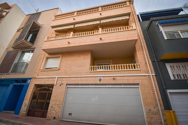 Foto 1 de Venta de piso en Centro - Santa Pola de 4 habitaciones con terraza y garaje