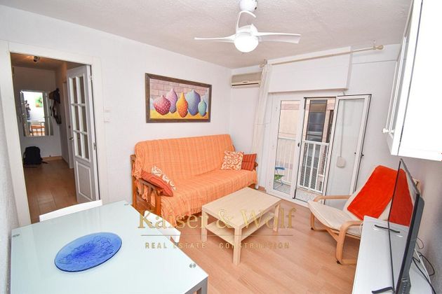 Foto 1 de Pis en venda a Centro - Santa Pola de 3 habitacions amb balcó i aire acondicionat