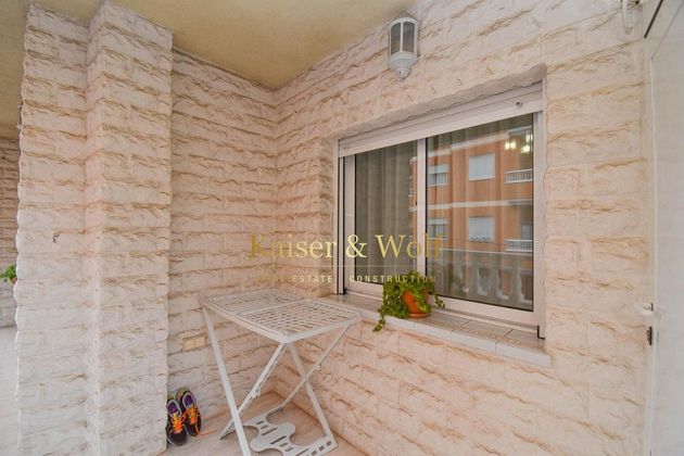 Foto 1 de Pis en venda a Centro - Torrevieja de 3 habitacions amb terrassa i balcó