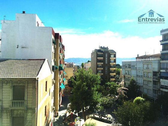 Foto 2 de Pis en venda a Alcantarilla de 4 habitacions amb terrassa i garatge