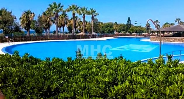 Foto 1 de Piso en alquiler en Almerimar - Balerma - San Agustín - Costa de Ejido de 3 habitaciones con terraza y piscina