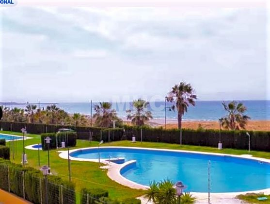 Foto 2 de Pis en lloguer a Almerimar - Balerma - San Agustín - Costa de Ejido de 3 habitacions amb terrassa i piscina