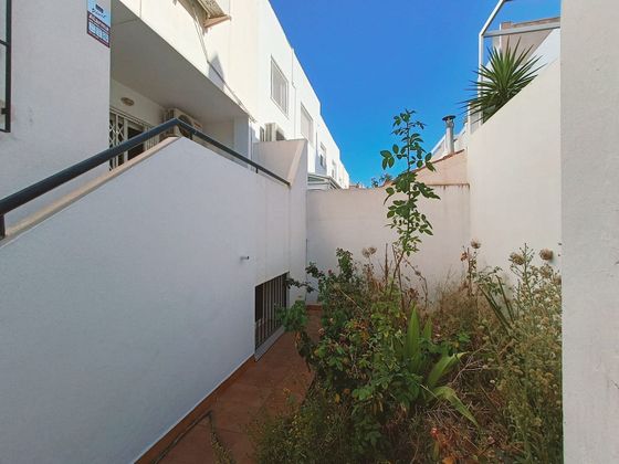 Foto 1 de Casa en venda a Aguadulce Norte de 4 habitacions amb terrassa i garatge