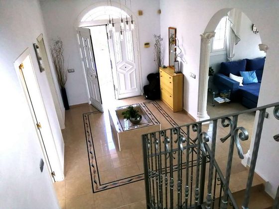 Foto 2 de Alquiler de casa en Torrequebrada de 5 habitaciones con piscina y muebles