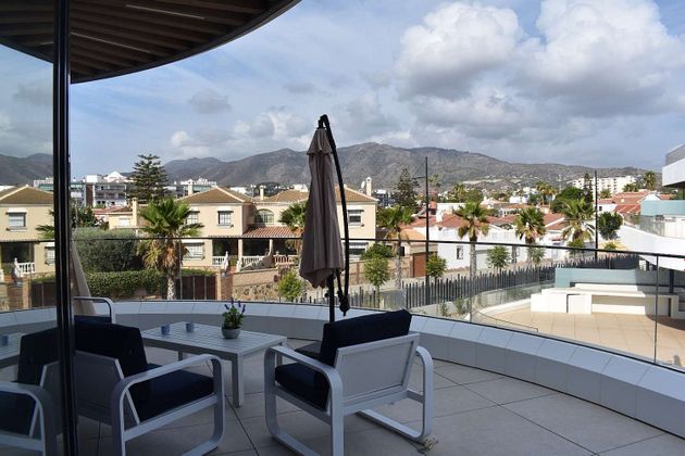 Foto 2 de Pis en lloguer a Los Álamos de 2 habitacions amb terrassa i piscina