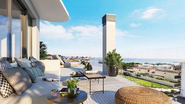 Foto 2 de Pis en venda a Montemar de 2 habitacions amb terrassa i piscina