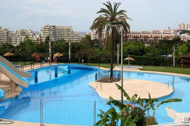 Foto 1 de Estudio en alquiler en Parque de la Paloma con terraza y piscina
