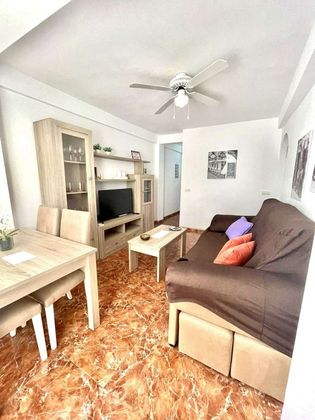 Foto 1 de Piso en alquiler en Centro - Nerja de 2 habitaciones con muebles y aire acondicionado