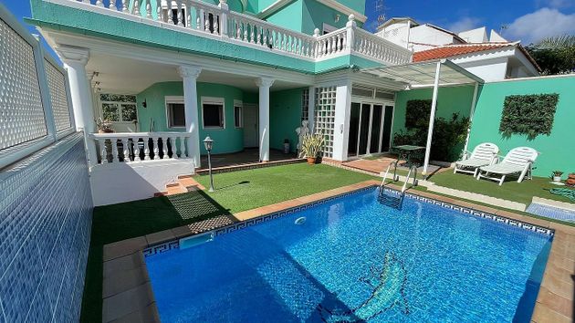 Foto 1 de Xalet en venda a San Fernando de 4 habitacions amb terrassa i piscina