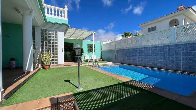 Foto 2 de Venta de chalet en San Fernando de 4 habitaciones con terraza y piscina