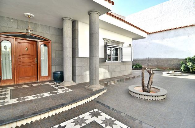 Foto 2 de Xalet en venda a Vecindario-Paredilla-Sardina de 3 habitacions amb terrassa i garatge