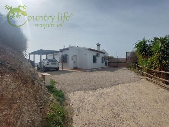 Foto 2 de Casa en venda a Canillas de Aceituno de 3 habitacions amb terrassa i piscina