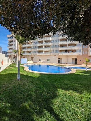 Foto 2 de Venta de piso en Villajoyosa ciudad de 2 habitaciones con terraza y piscina