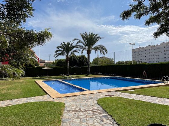 Foto 1 de Pis en venda a Villajoyosa ciudad de 4 habitacions amb piscina i garatge