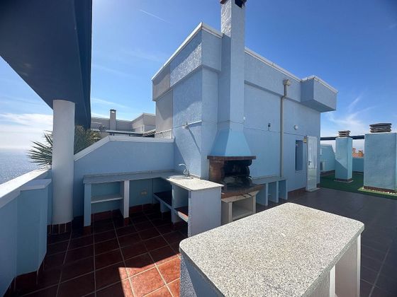Foto 2 de Venta de ático en Villajoyosa ciudad de 2 habitaciones con terraza y piscina